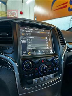 جیپ گراند شیرۆکی